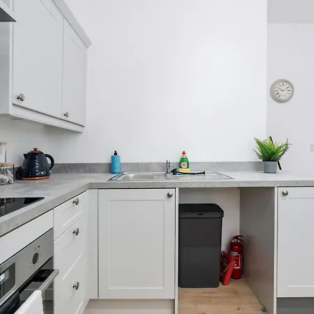 Pass The Keys Peaceful Work 1 Bed Wifi Parking N6 Apartment Liverpool
