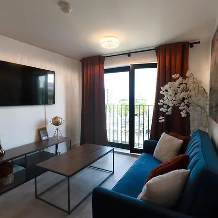 Center Penthouse