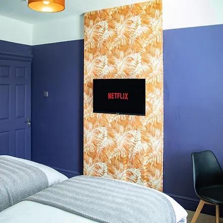 The Rockfield By Serene Stylish 6br Near Anfield With Bar Parking Virgin Media And Fast Wifi *