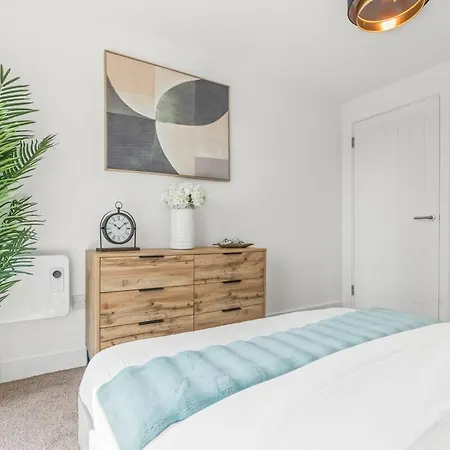 Apartment The Vintara - - 2bed - Free Parking