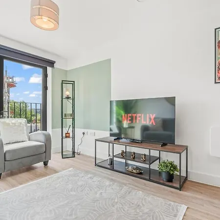Apartment The Vintara - - 2bed - Free Parking *