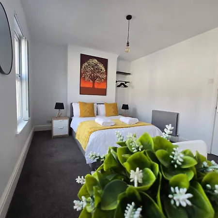 Guest house 3 Em Kensington Liverpool