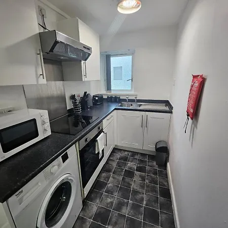 Furnished 1 Bedroom In * Liverpool