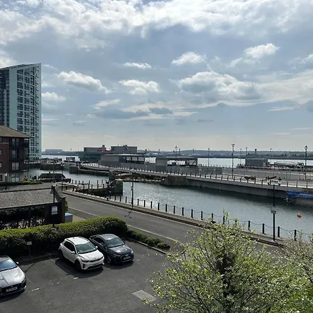 River View 2 Bedroom *