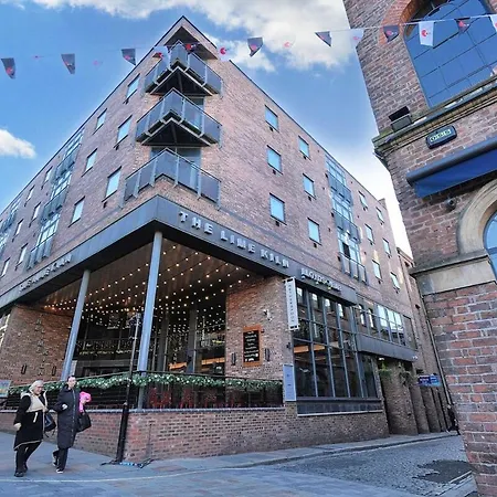 Concert Sq 2 Bed Free Parking Apartment Liverpool