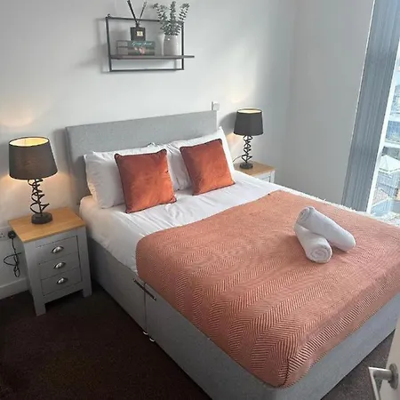 View One Bedroom Apartment *