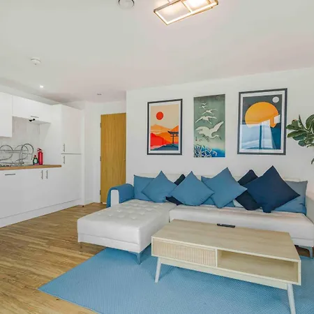 Guestready - Stylish Flat With Bay View