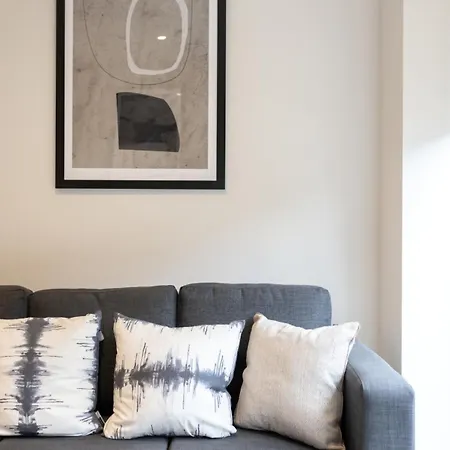 Richmond Row - Air Host & - 2 Bedroom Sleeps 6 Liverpool