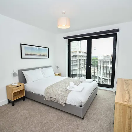 Modern & Stylish 1 Bed In * Liverpool