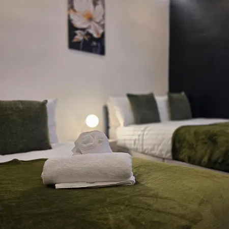 Deluxe 2br Near Center - Sleeps 6 Liverpool