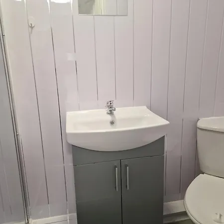 Excellent In Guest house *