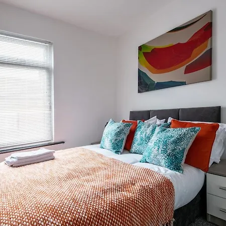 Vakantiehuis Prime Location! 3-bedroom House Near Anfield & Goodison Park