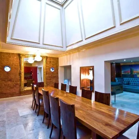 Signature Living Bold Street Lejlighedshotel 3*