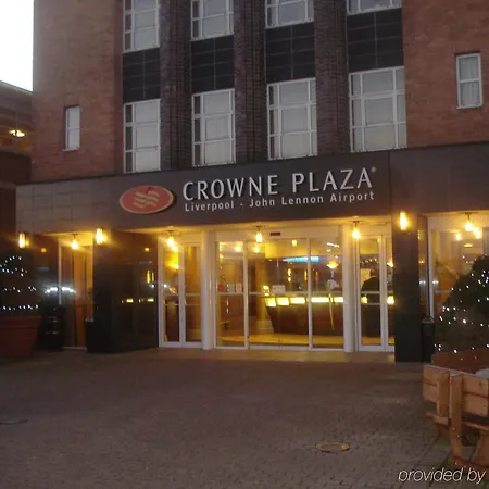 Hotel Crowne Plaza - John Lennon Airport By Ihg 4*