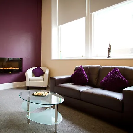 Aparthotel L3 Living @ Irwell Chambers 4*