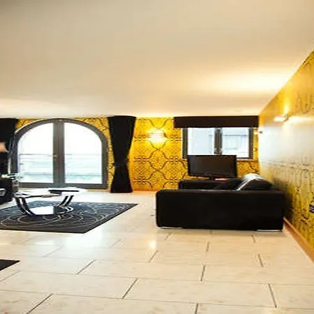Posh Pads - 1 - Liverpool