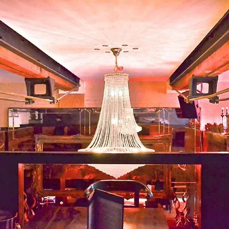 Hotel Signature Living