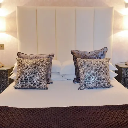 Posh Pads - 1 - 4* Liverpool