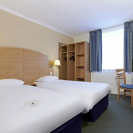 Hotel Campanile 3*