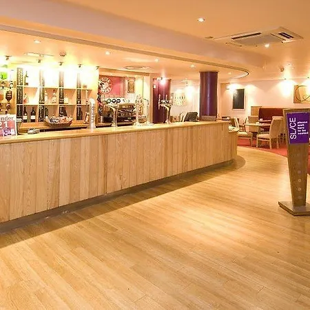 Premier Centre - Moorfields 3*