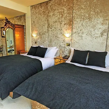 Hotel 30 Street 4*
