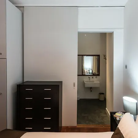 Διαμέρισμα Base Serviced - Sir Thomas Street *