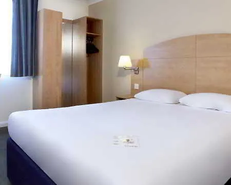 Hotel Campanile 3*