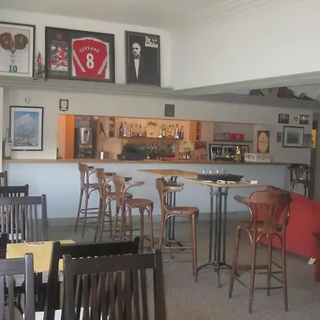 Lyndan Guest 2* Liverpool