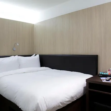 Hotell The Z 3*