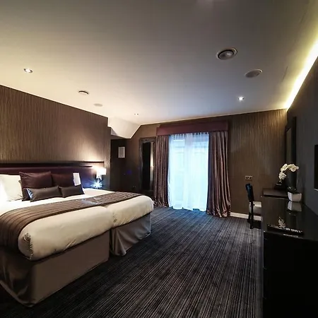 Апарт-отель Epic Seel Street 4*
