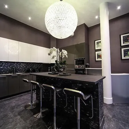 Epic Seel Street 4*