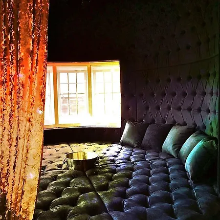 30 Street Hotel 4*