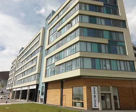The Block Hotel apartamentowy 4*