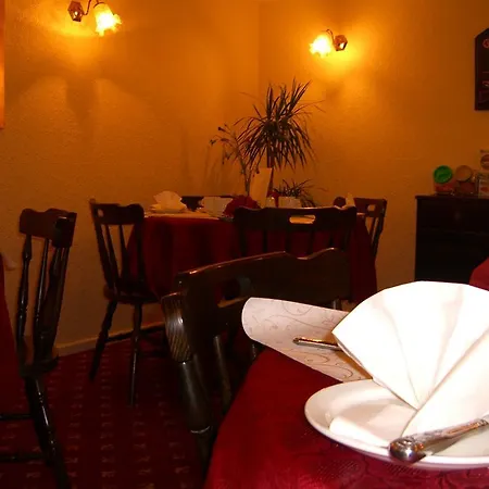 The Marlborough 3*