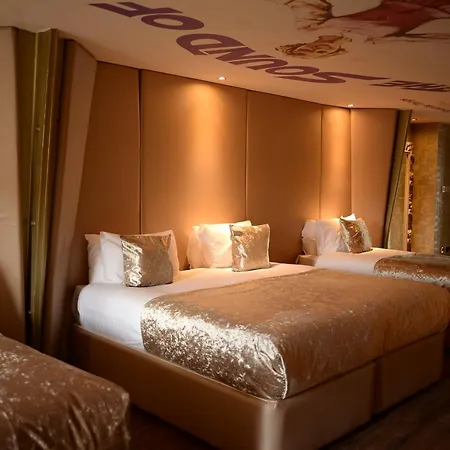The Arthouse 4*