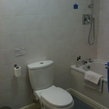 The Old Dairy 3*
