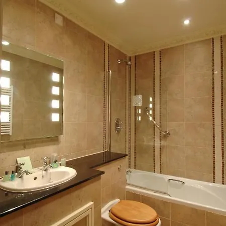 Hotel, Sure Collection By Western Hotel 3*