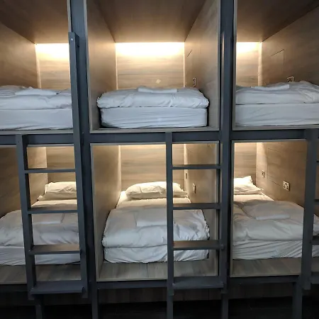 Kapsule Lägenhetshotell 2*