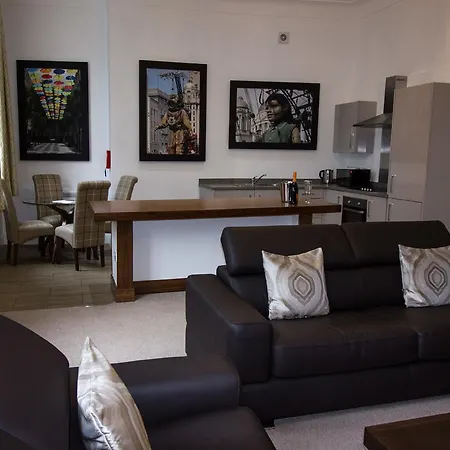 The Castle Collection 14 Cook Street Apartment