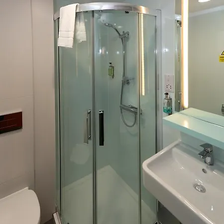 Easyhotel Hotel