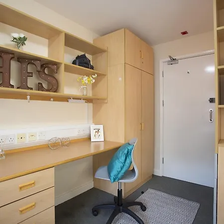 Agnes Jones House Apartment
