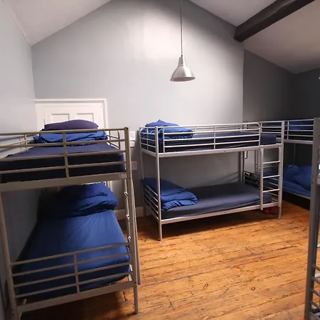 Everton Hostel *