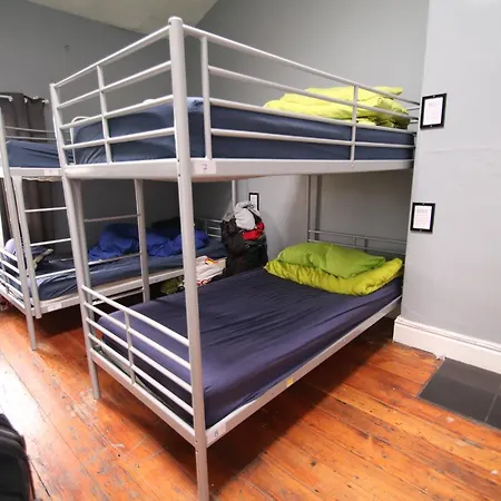 Everton Hostel *