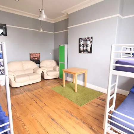 Everton Hostel *
