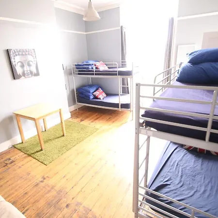 Everton Hostel *