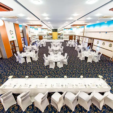 Hotel The Liner At 3*