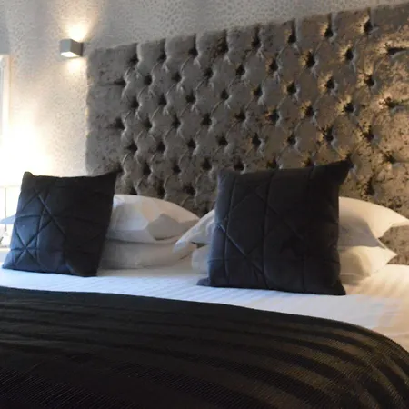 Aparthotel Posh Pads - 1 - 4*