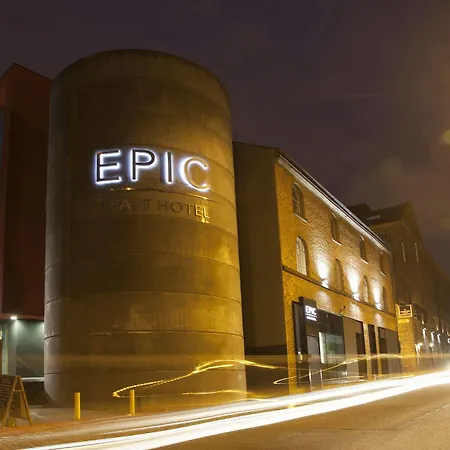 Epic Seel Street Апарт-отель