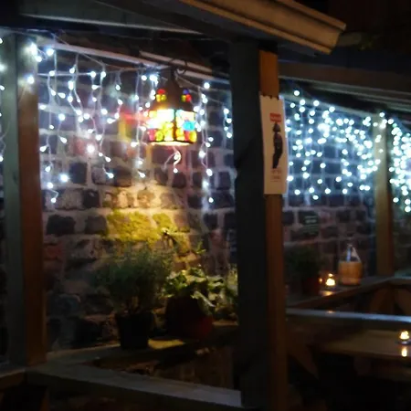 Embassie Backpackers Vandrerhjem *