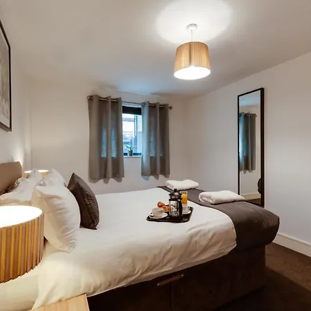Base Serviced - Cumberland Appartement *